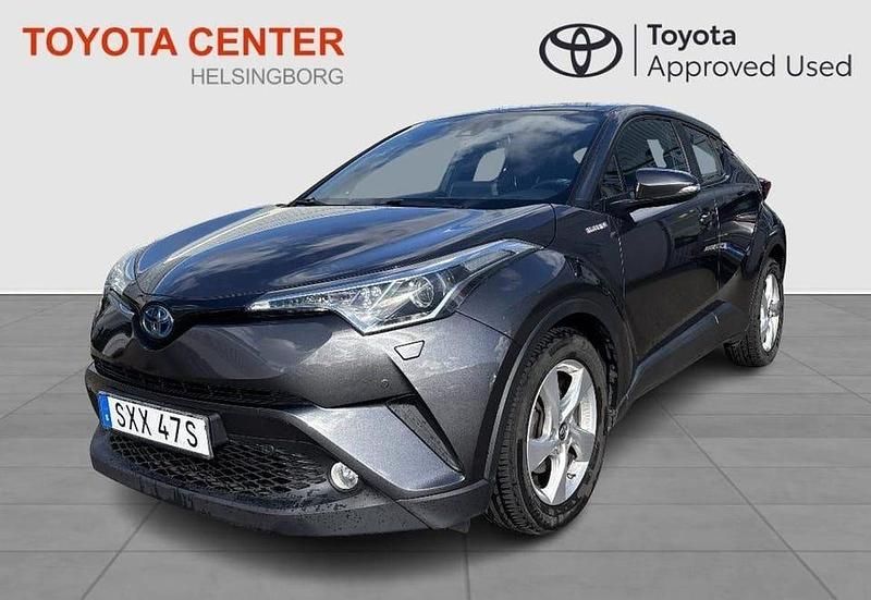 Mörkgrå Begagnad 2018 Toyota C-HR Active SUV | 234 500 kr (Lite dyr) - Bild 1/4
