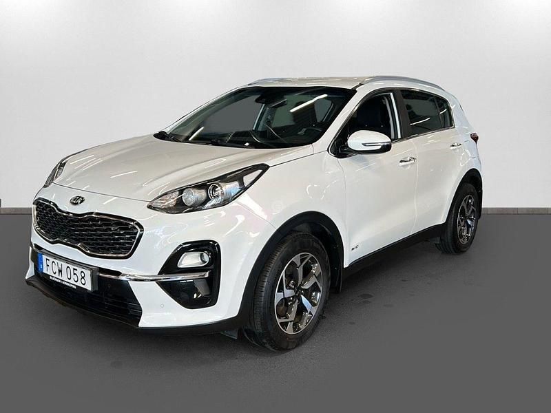 Vit Begagnad 2018 Kia Sportage Advance SUV | 249 900 kr (Marknadspris) - Bild 1/4
