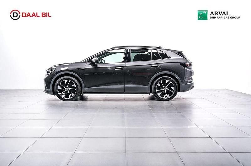 Grå Begagnad 2021 VW ID.4 Pro Performance SUV | 269 700 kr (Bra pris) - Bild 1/4