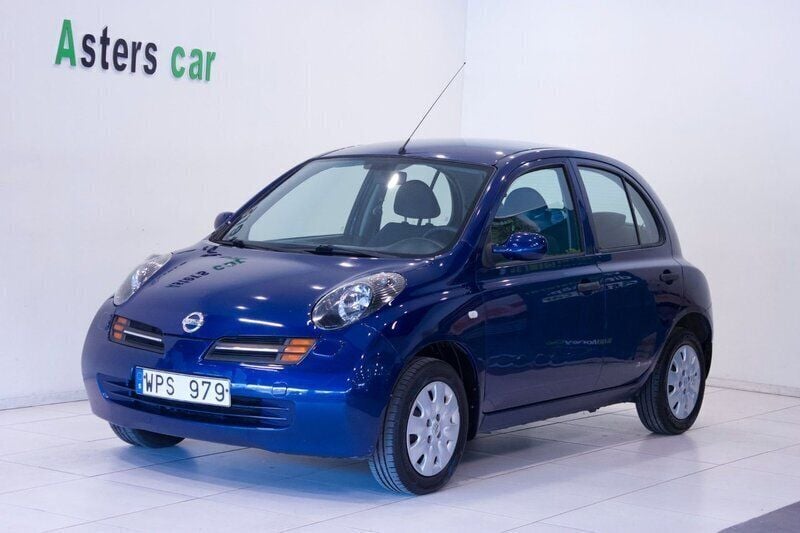 Mörkblå Begagnad 2005 Nissan Micra Halvkombi | 29 000 kr (Marknadspris) - Bild 1/4