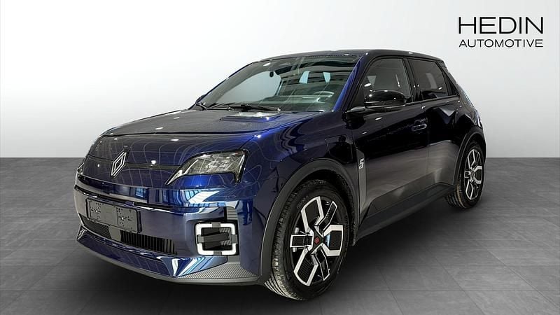 Blå Ny 2025 Renault 5 E-Tech Techno Halvkombi | 405 800 kr (Marknadspris) - Bild 1/4