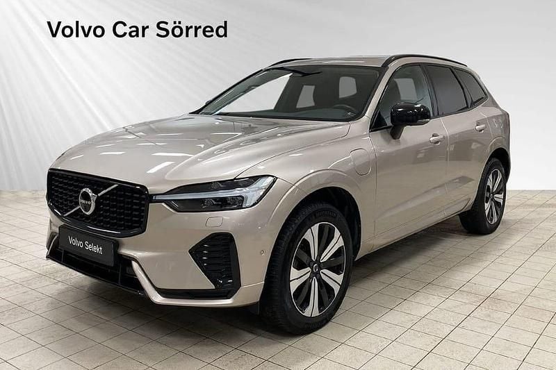 Grå Begagnad 2023 Volvo XC60 Plus SUV | 479 900 kr - Bild 1/3