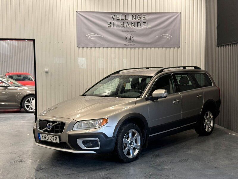 Ljusbrun Begagnad 2010 Volvo XC70 Summum SUV | 49 900 kr - Bild 1/4