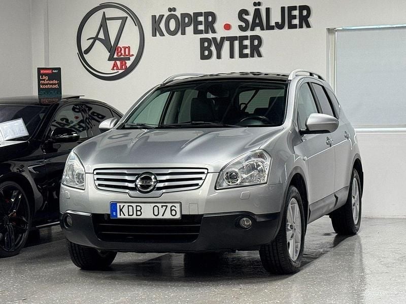 Silver Begagnad 2009 Nissan Qashqai +2 S SUV | 79 900 kr (Marknadspris) - Bild 1/4