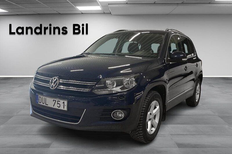Mörkblå Begagnad 2011 VW Tiguan Sportline SUV | 109 000 kr (Marknadspris) - Bild 1/4
