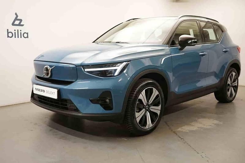 Blå Begagnad 2023 Volvo XC40 Single Motor SUV | 359 900 kr - Bild 1/1