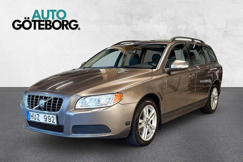 Grå Begagnad 2008 Volvo V70 Kombi | 49 900 kr (Marknadspris) - Bild 1/3