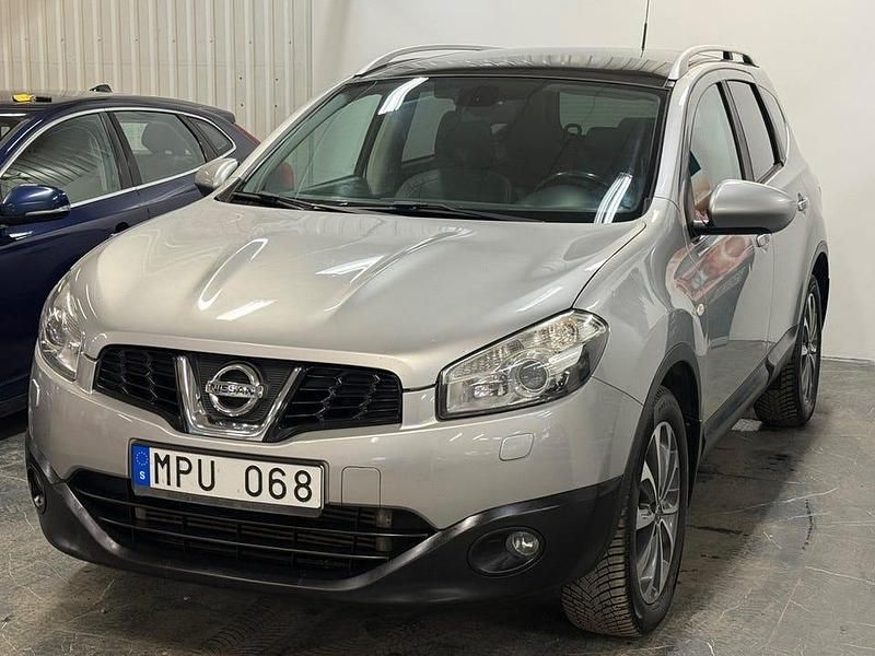 Begagnad Nissan Qashqai +2 150 HK (110 kW) 2011 Silver SUV
