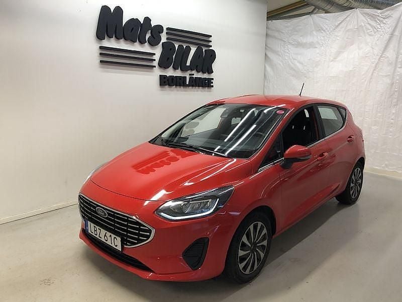 Begagnad Ford Fiesta 125 HK (91 kW) 2022 Röd Halvkombi