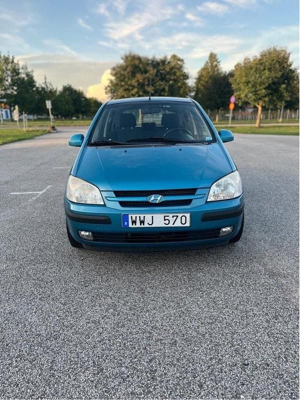 Gul Begagnad 2005 Hyundai Getz Halvkombi | 20 000 kr (Bra pris) - Bild 1/4