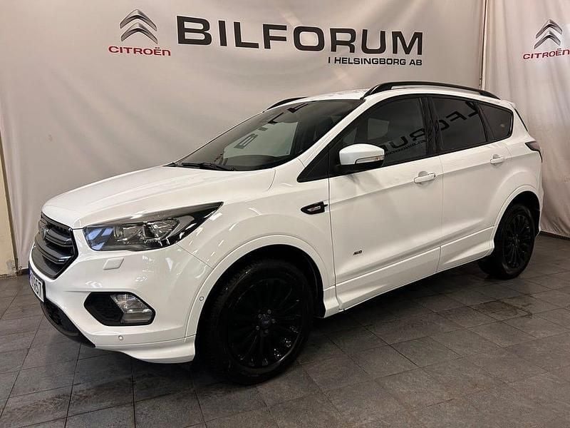 Begagnad Ford Kuga ST-Line 182 HK (133 kW) 2017 Vit SUV