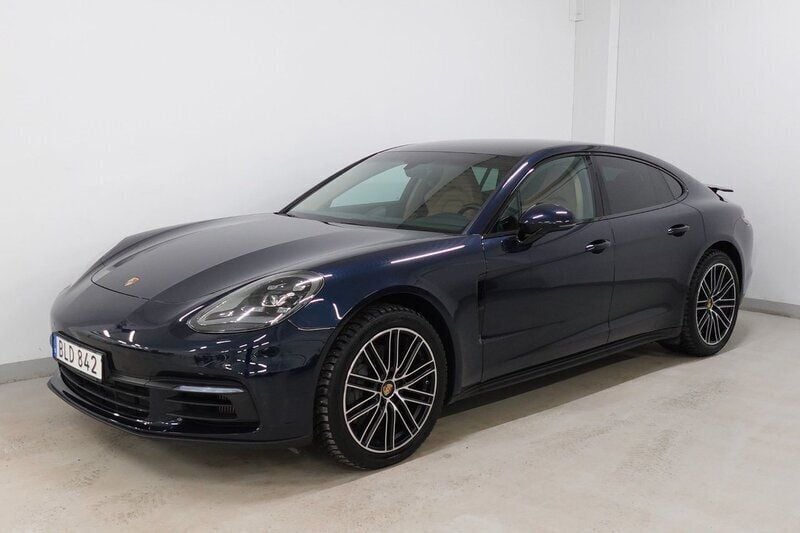 Blå Begagnad 2017 Porsche Panamera 4S Sport Sedan | 569 900 kr (Superpris) - Bild 1/4