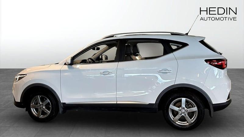 Begagnad MG ZS Luxury 105 kW (143 HK) 2020 Vit SUV