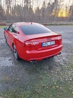 Begagnad Audi A5 Comfort 241 HK (177 kW) 2009 Röd Sportkupé