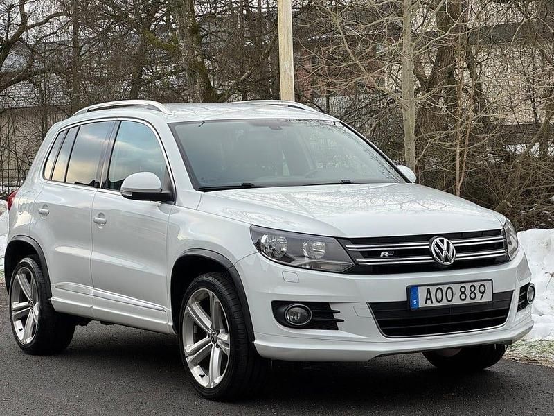 Begagnad VW Tiguan Sportline 160 HK (117 kW) 2014 Vit SUV