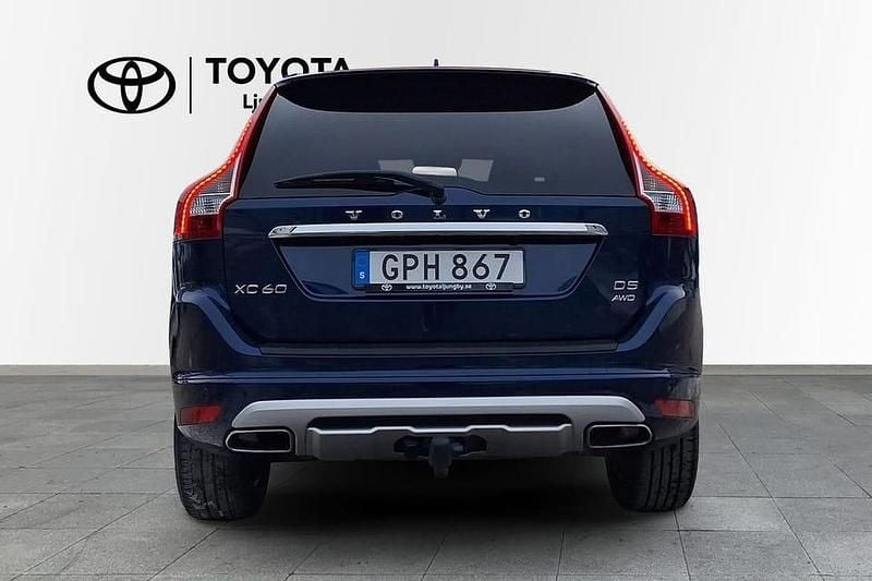 Begagnad Volvo XC60 Business Edition 218 HK (160 kW) 2015 Blå SUV