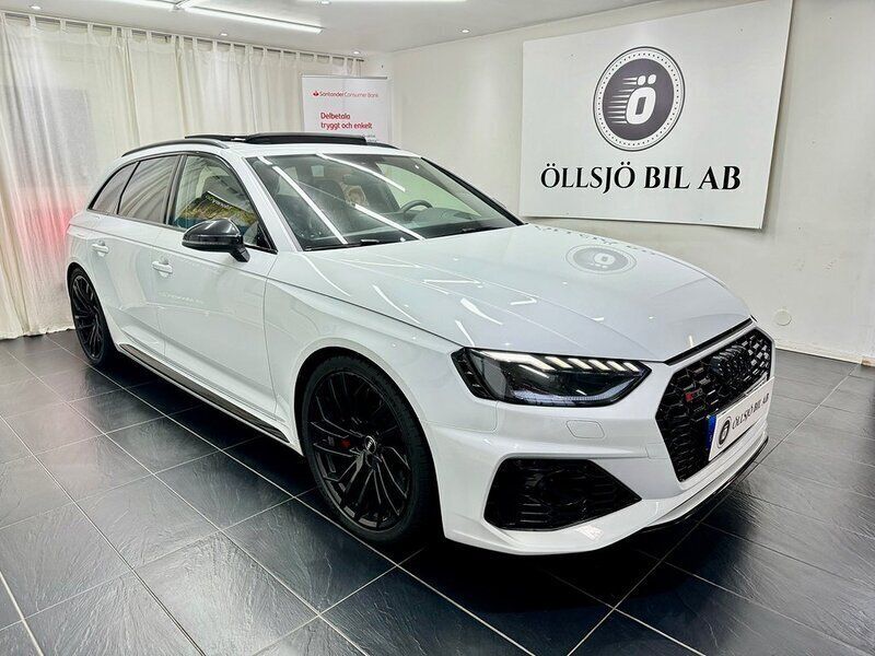 Vit Begagnad 2019 Audi RS4 Kombi | 699 900 kr (Marknadspris) - Bild 1/4