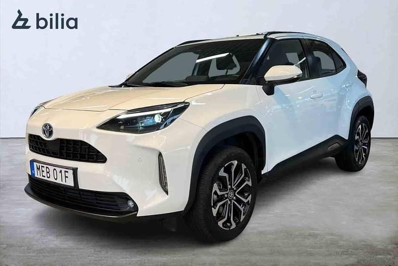 Vit Begagnad 2022 Toyota Yaris Cross Active SUV | 289 900 kr (Lite dyr) - Bild 1/1