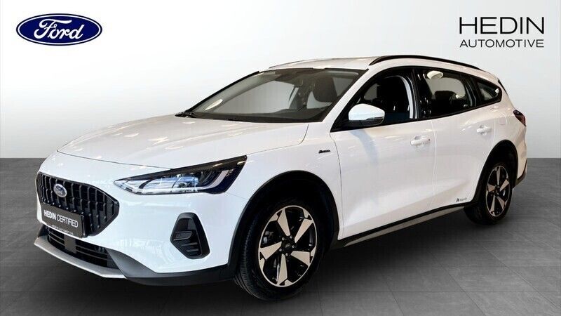 Frozen white Begagnad 2023 Ford Focus Active Kombi | 219 900 kr (Marknadspris) - Bild 1/4