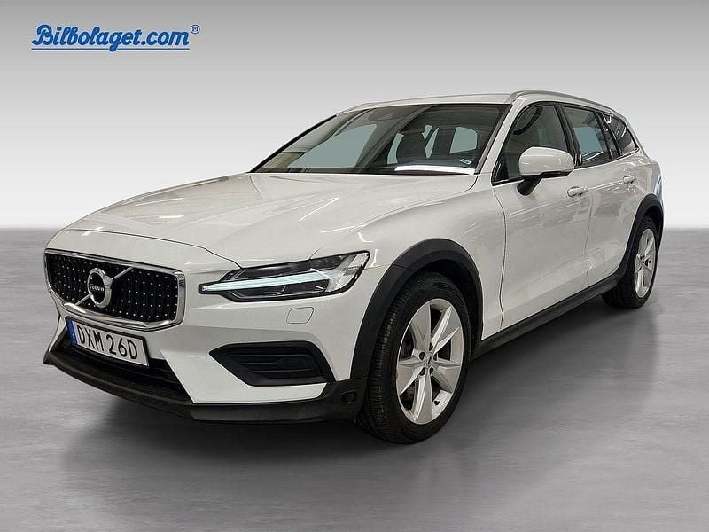 Begagnad 2022 Volvo V60 CC Kombi | 299 500 kr (Bra pris) - Bild 1/4