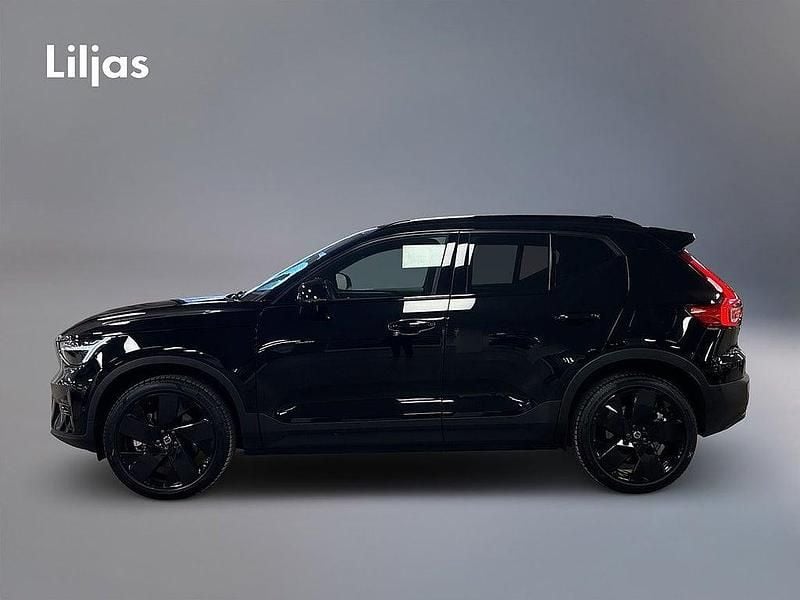 Begagnad Volvo EX40 Performance 328 kW (447 HK) 2025 Svart SUV