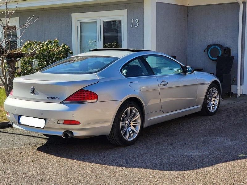 Begagnad 2005 BMW 645 Sportkupé | 90 000 kr - Bild 1/4