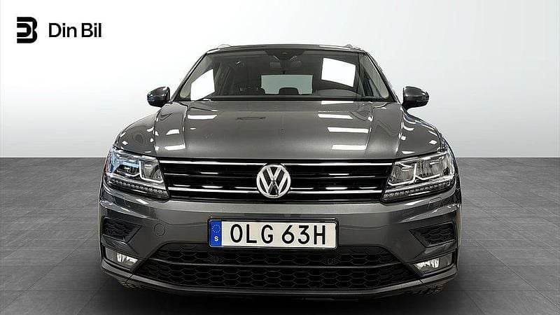 Begagnad VW Tiguan Executive 190 HK (139 kW) 2019 Mörkgrå SUV