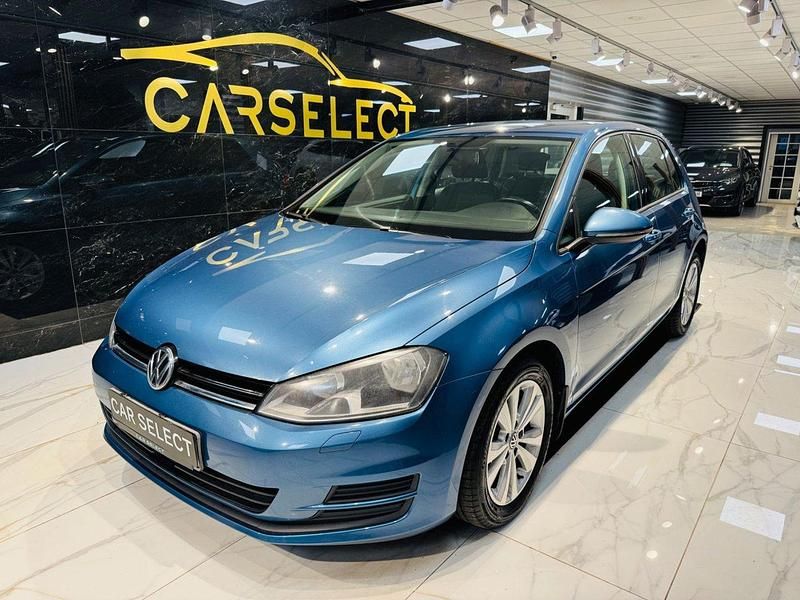 Blå Begagnad 2014 VW Golf VII Halvkombi | 79 800 kr (Marknadspris) - Bild 1/4