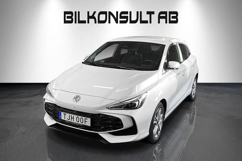Vit Begagnad 2024 MG MG3 Luxury Halvkombi | 205 000 kr (Superpris) - Bild 1/4