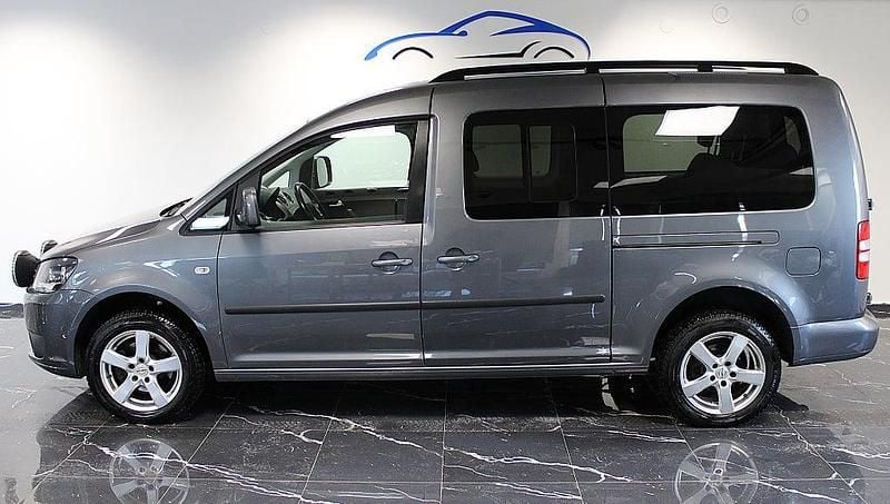 Begagnad VW Caddy Maxi 110 HK (80 kW) 2013 Grå Minibuss
