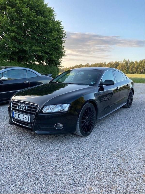 Begagnad 2011 Audi A5 Sportback Halvkombi | 65 000 kr (Marknadspris) - Bild 1/4