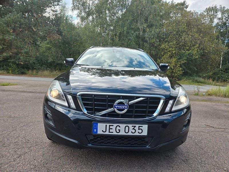 Begagnad Volvo XC60 Momentum 163 HK (119 kW) 2008 Svart SUV