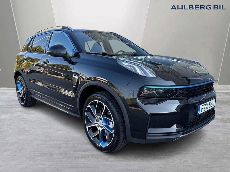 Blå Begagnad 2023 Lynk & Co 01 SUV | 379 500 kr (Dyr) - Bild 1/3