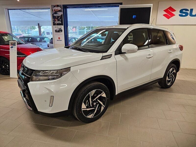 Vit Ny 2024 Suzuki Vitara SUV | 365 800 kr - Bild 1/4