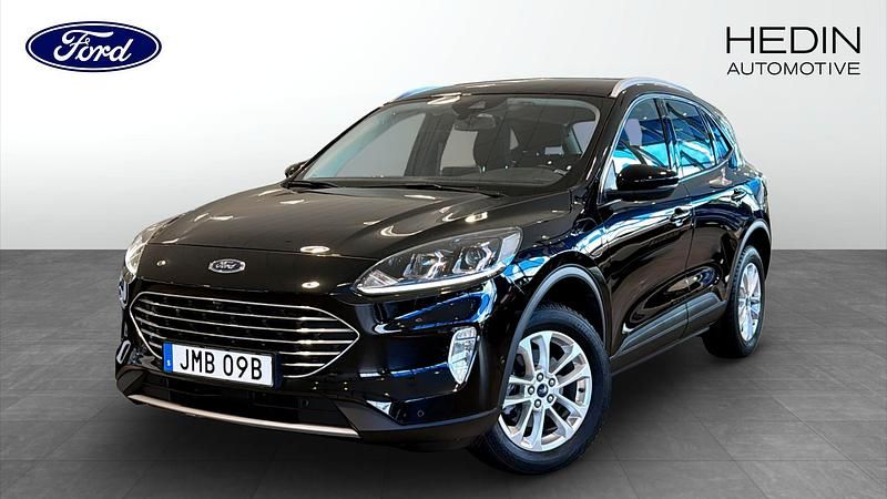 Svart (black) Begagnad 2022 Ford Kuga SUV | 234 900 kr (Marknadspris) - Bild 1/4
