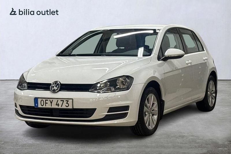 Vit Begagnad 2016 VW Golf VII Halvkombi | 114 900 kr (Marknadspris) - Bild 1/3