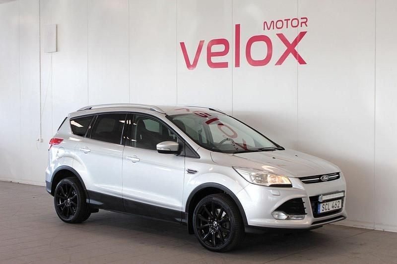 Grå Begagnad 2014 Ford Kuga Titanium SUV | 99 900 kr (Marknadspris) - Bild 1/4