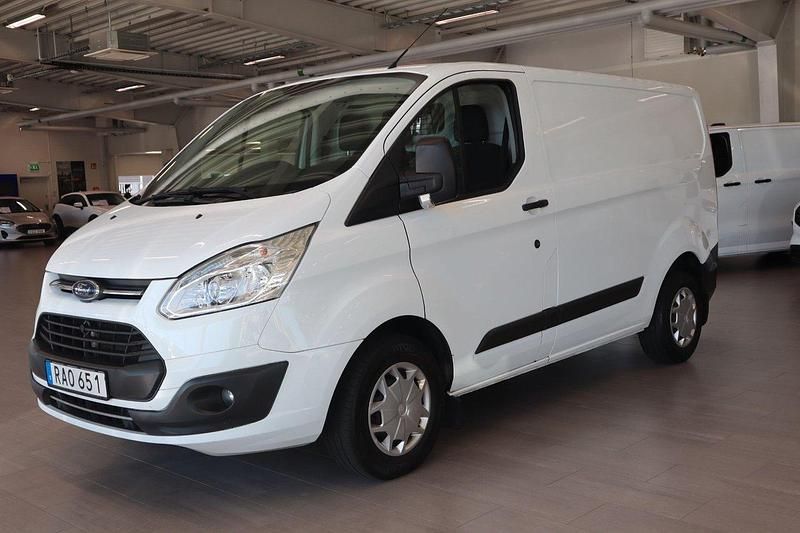 Vit Begagnad 2017 Ford Transit Custom Trend Van | 129 800 kr (Marknadspris) - Bild 1/4