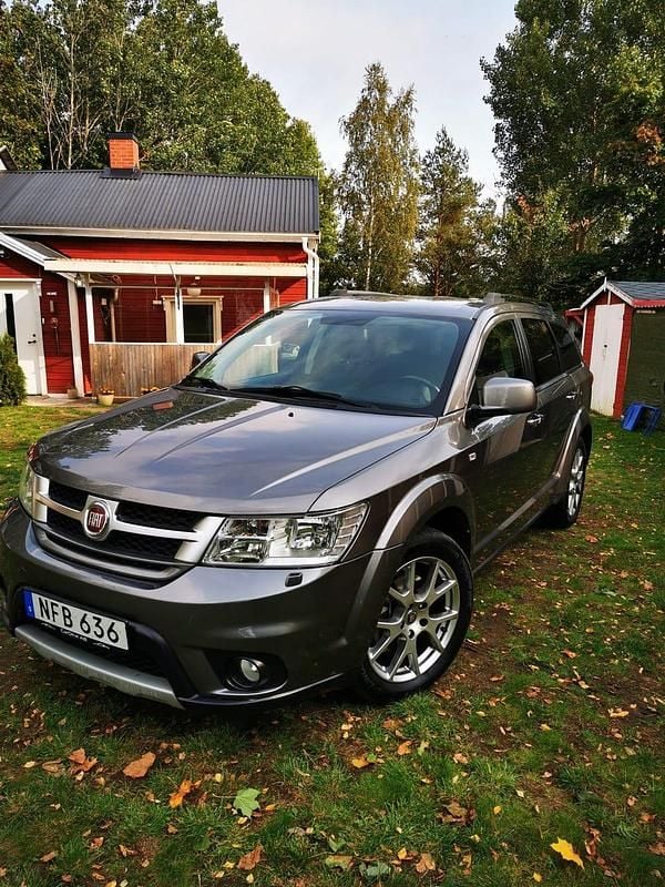 Begagnad Fiat Freemont 170 HK (125 kW) 2013 SUV