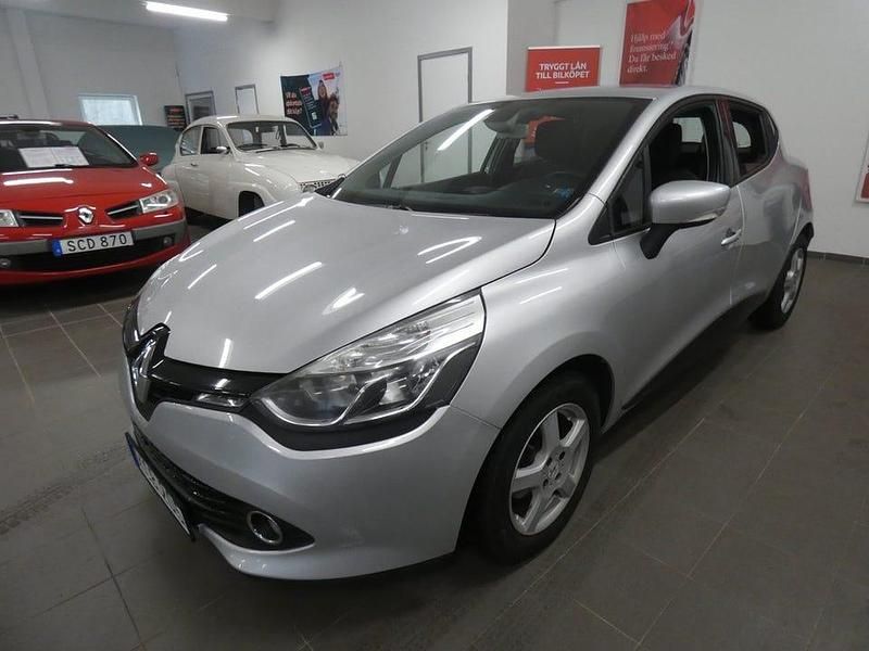 Begagnad Renault Clio IV 90 HK (66 kW) 2016 Silver