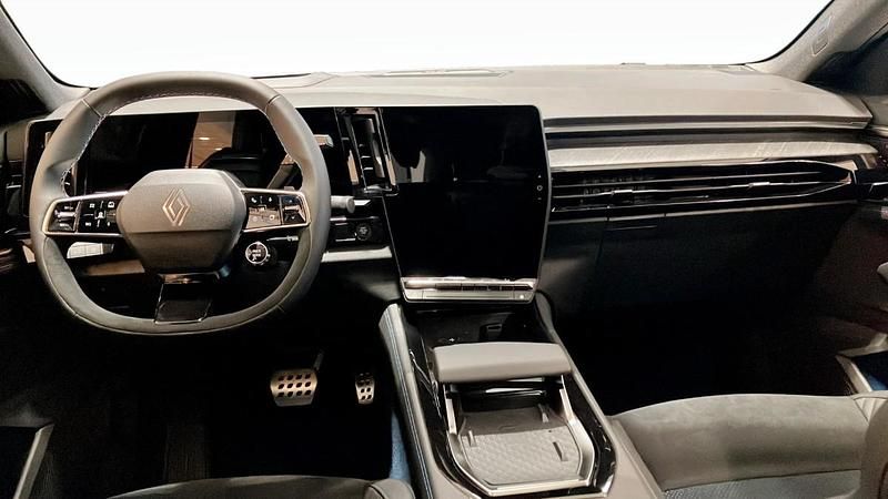 Begagnad Renault Rafale 301 HK (221 kW) 2024 Blå SUV