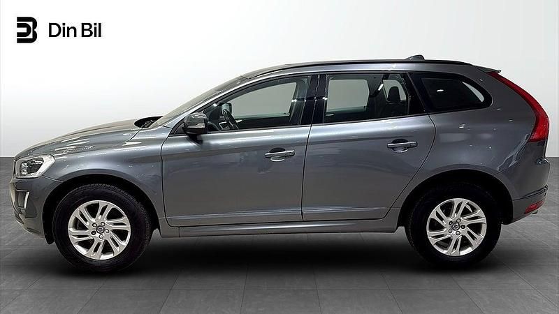 Begagnad Volvo XC60 Kinetic 150 HK (110 kW) 2016 Grå SUV