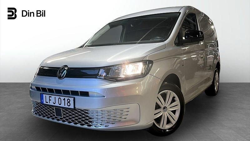 Silver (reflexsilver metallic) Begagnad 2023 VW Caddy Minibuss | 299 900 kr (Marknadspris) - Bild 1/4
