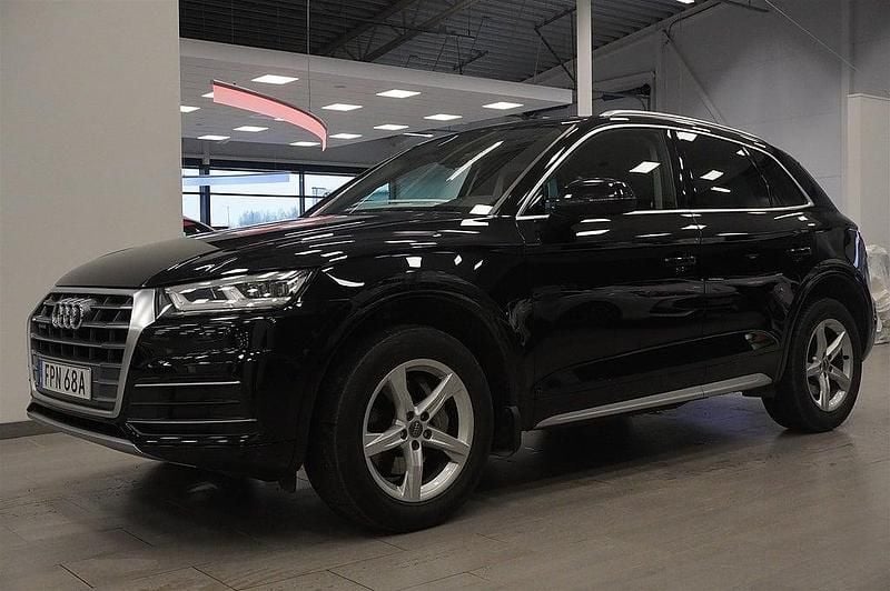 Begagnad Audi Q5 Proline 163 HK (119 kW) 2019 Svart SUV