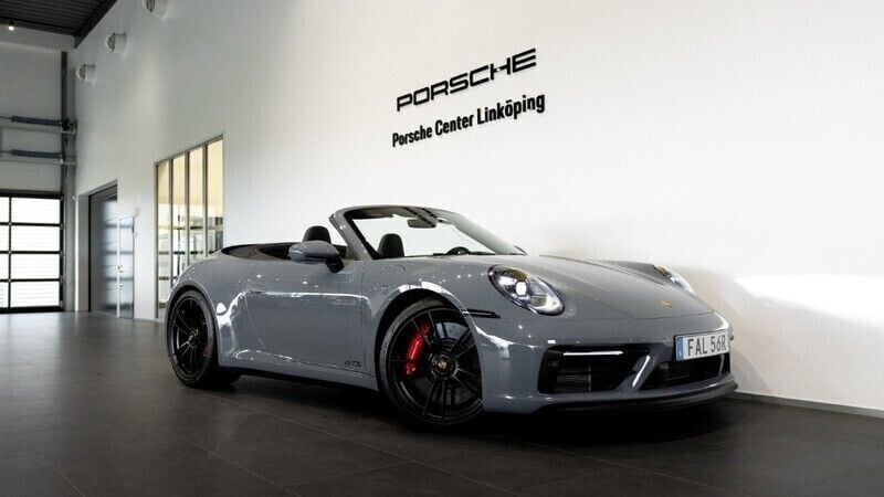 Flerfärgad (grey) Begagnad 2024 Porsche 911 Carrera GTS Cab | 1 795 000 kr - Bild 1/3