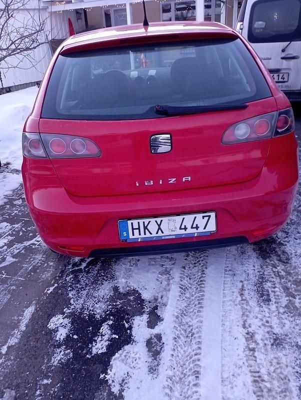 Begagnad Seat Ibiza 86 HK (63 kW) 2008 Metal