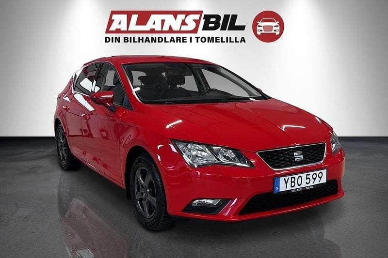 Röd Begagnad 2015 Seat Leon Style Halvkombi | 89 000 kr (Marknadspris) - Bild 1/4