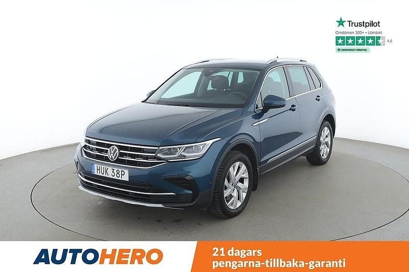 Blå Begagnad 2021 VW Tiguan Elegance SUV | 316 000 kr (Marknadspris) - Bild 1/4