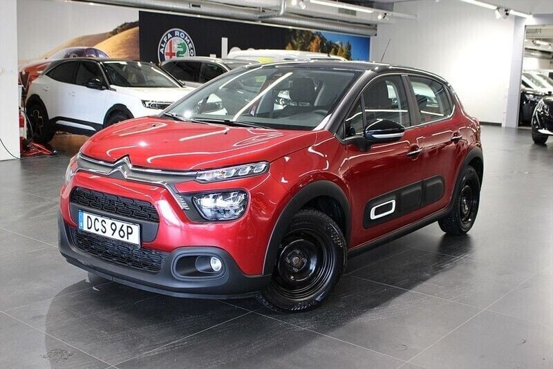 Röd Begagnad 2022 Citroën C3 PureTech Halvkombi | 169 900 kr (Marknadspris) - Bild 1/4