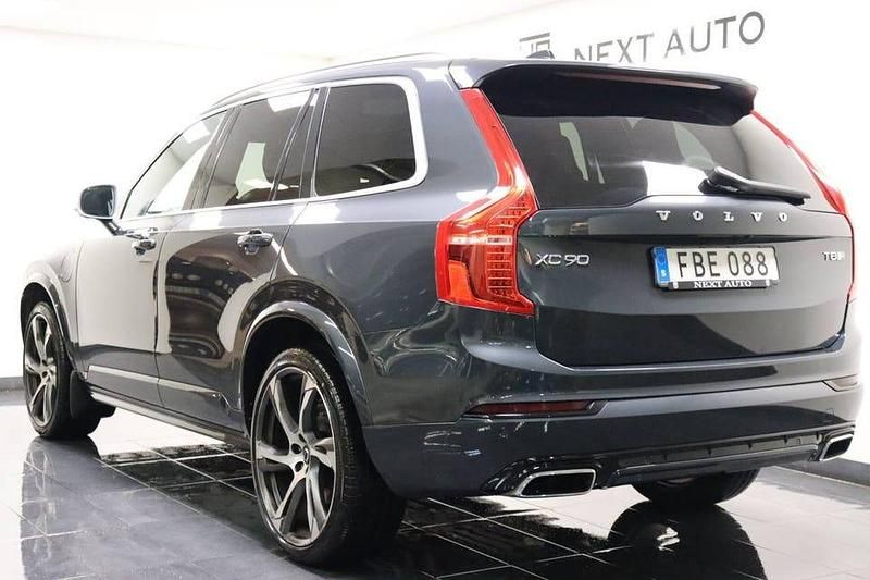 Begagnad Volvo XC90 R-Design 392 HK (288 kW) 2018 Grå SUV